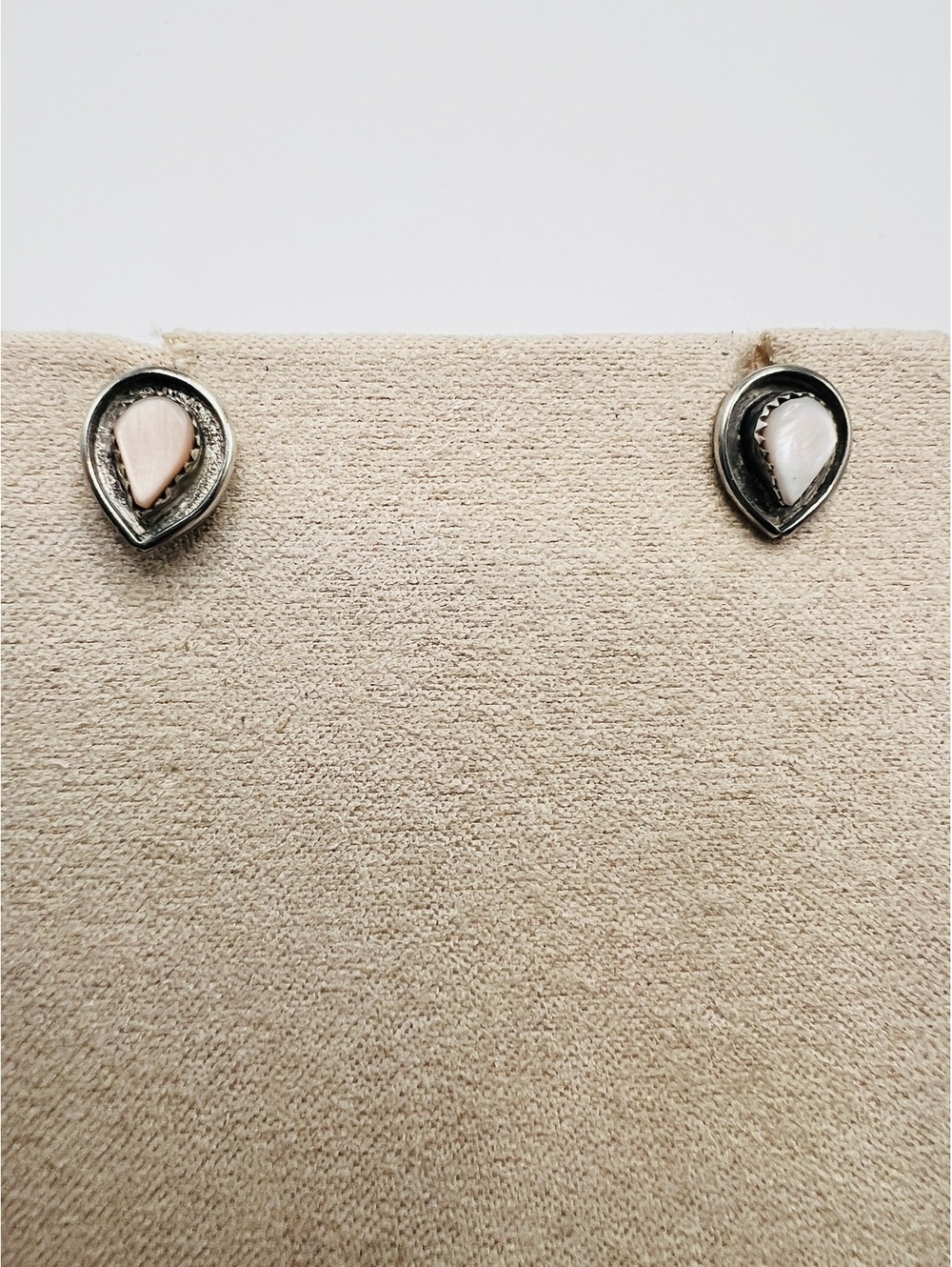925 Sterling Silver Pink Mother of Pearl Teardrop Stud Earrings Vintage